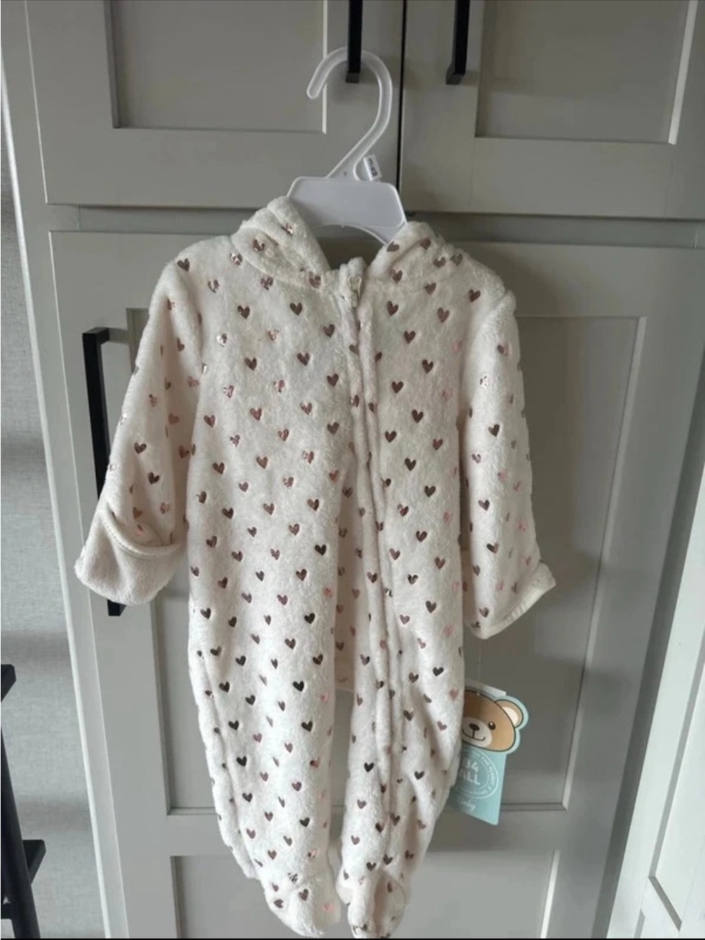 B4ALL Baby Girl 3-6M Hearts Romper Outfit NWT